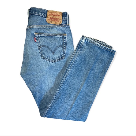 Vintage 501 Levi’s Medium Wash Straight Leg Jeans - Picture 2 of 13
